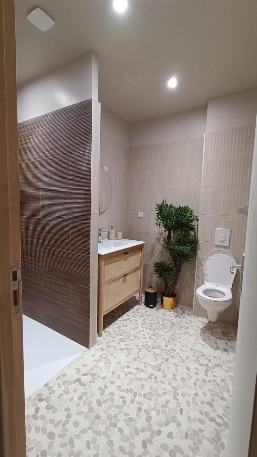 Loveroom Japon Avec Balneotherapie 툴롱 외부 사진