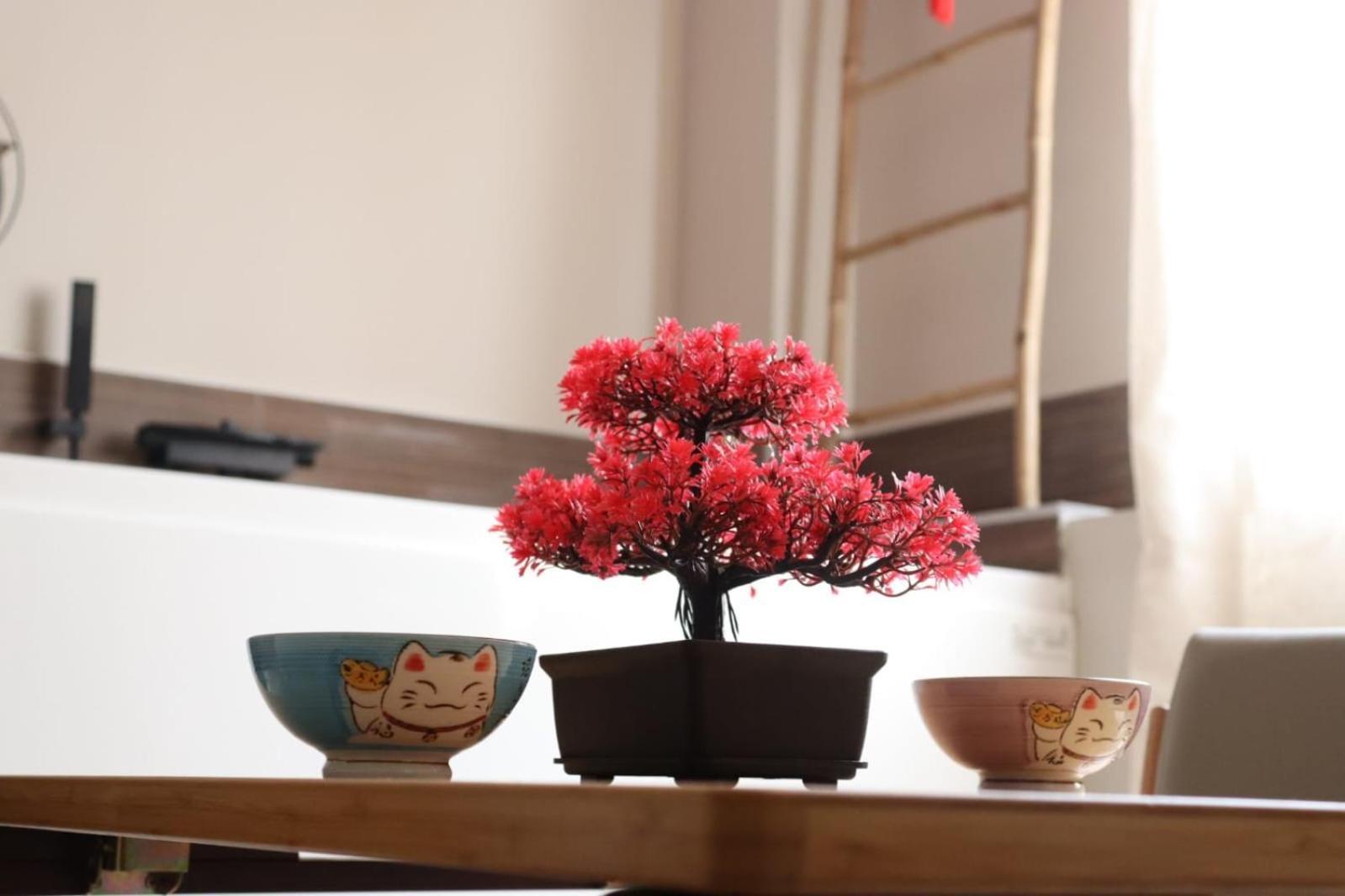Loveroom Japon Avec Balneotherapie 툴롱 외부 사진